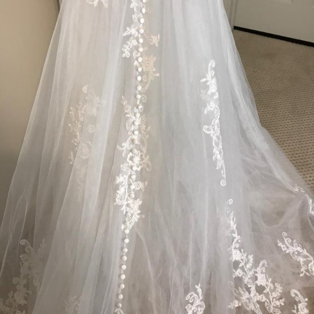 BRIDAL - Picture 2 of 8